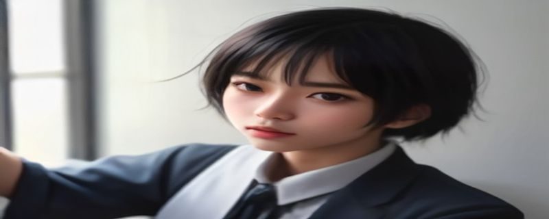 开 云 平台现代化数字办公界面，用户在明亮的工作台前高效处理云端任务，科技感十足